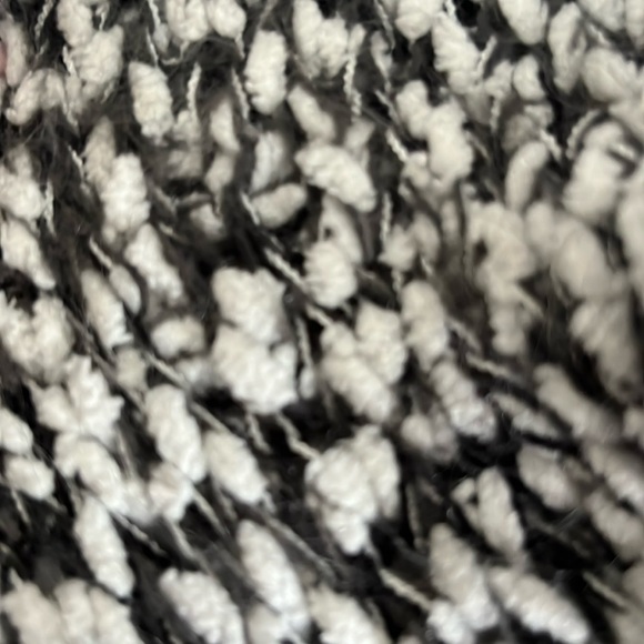 Knit Scarf - Picture 3 of 6